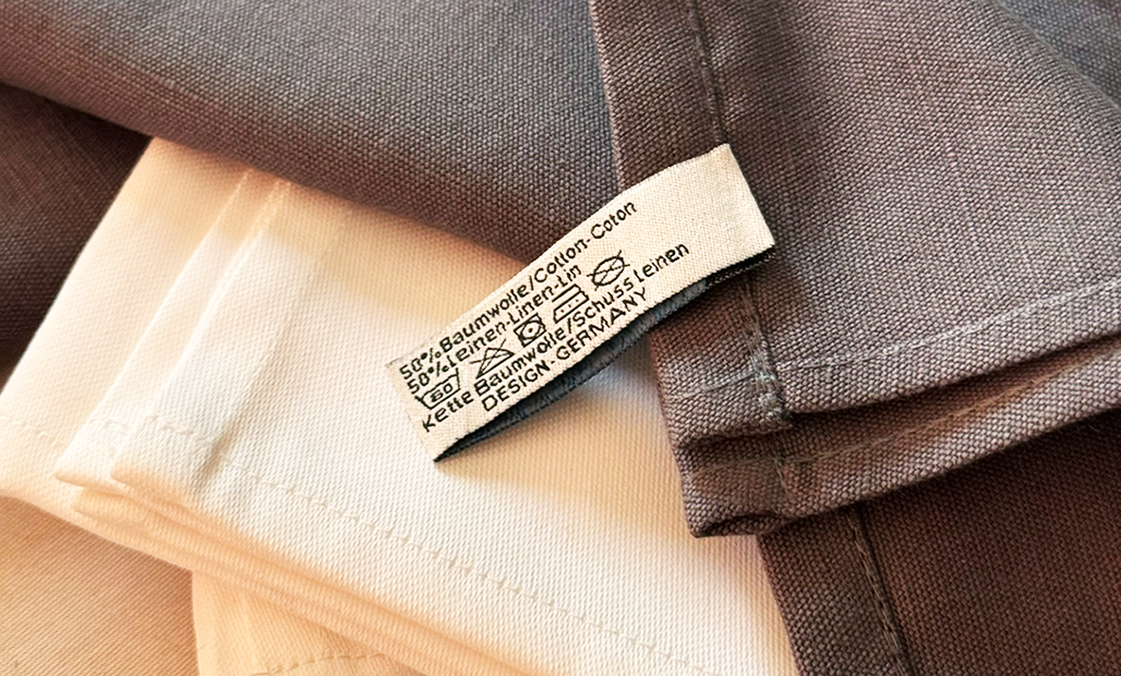 Pflegesymbole und Waeschezeichen