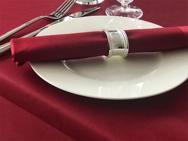 Gastronomy napkins bordeaux with satin band