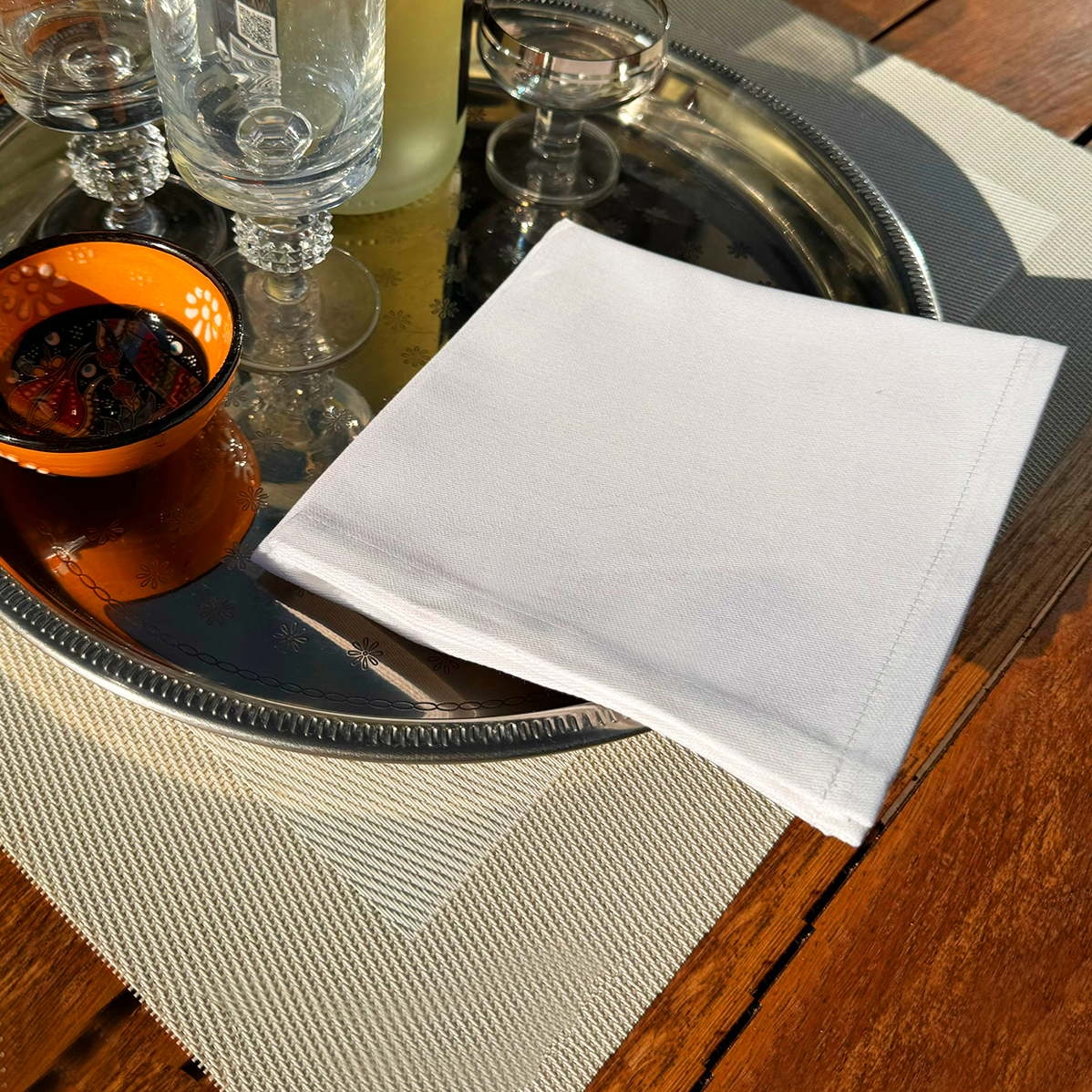 50 cocktail napkins white, without pattern 30x30